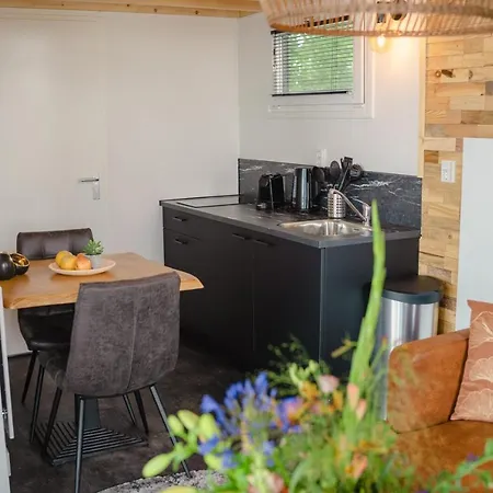 Chalet Tiny River House Maurik